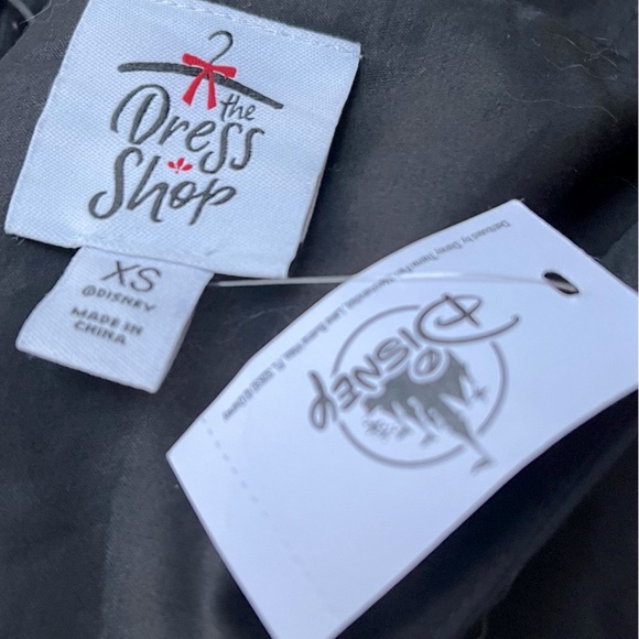 Disney Cruella De Vil The Dress Shop Black White Red Polka Dot Peplum Dress NWT - Picture 8 of 8